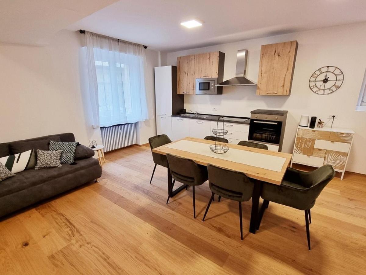 Apartment Palermo - Very Cosy, Calm And Close To The City Centre Bolzano Bagian luar foto